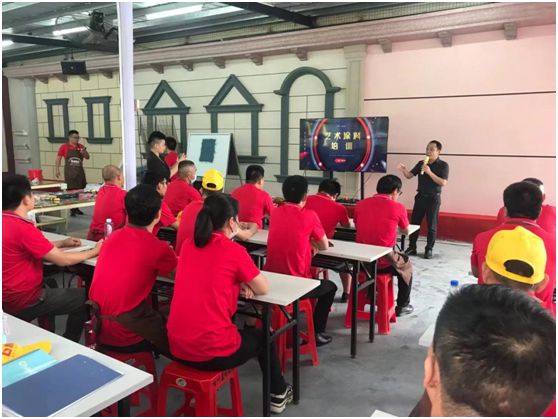 林德漆首期“建筑涂裝工、藝術涂裝師”專業(yè)技能培訓圓滿結束